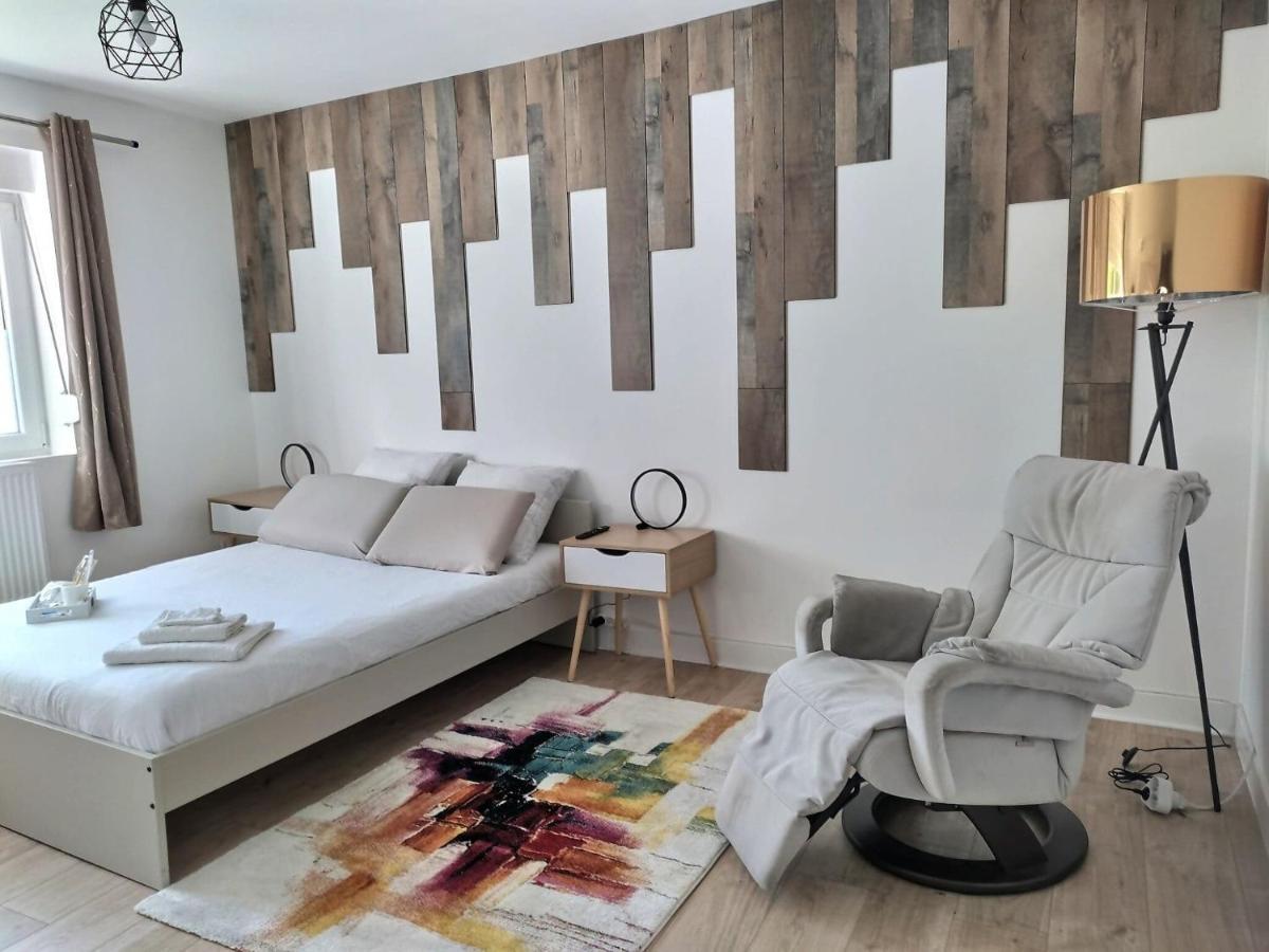 Ch Privee 18M - Canape - Netflix - Appart 120M Woippy Extérieur photo