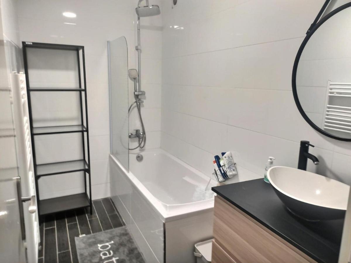 Ch Privee 18M - Canape - Netflix - Appart 120M Woippy Extérieur photo